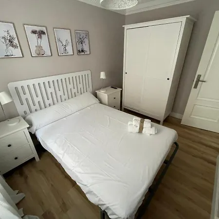 Apartamento Bajo En El Centro De *